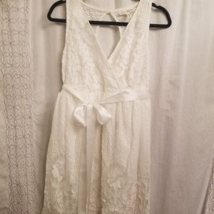 Jessica Simpson Off-White Lace Maternity Dress MED